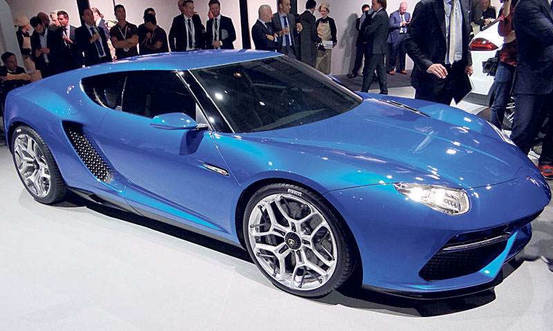 Zvijezda sajma je prvi hibridni Lamborghini Asterion LPI 910-4