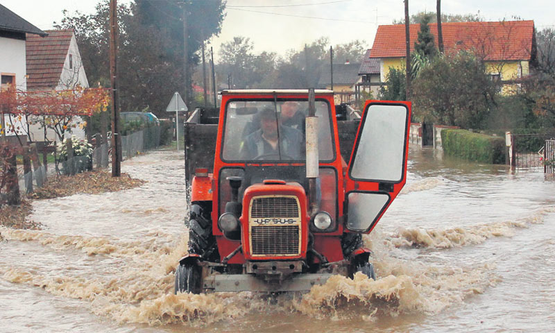 U mjestu Virje Otok evakuirani su građani dolje/PIX