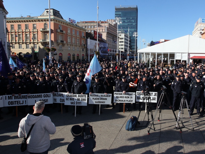 Prosvjed policijskih službenika PXL