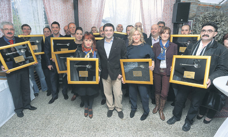 Zajednička fotografija pobjednika Gastrofeja 2013./Goran Štanzl/PIXSELL