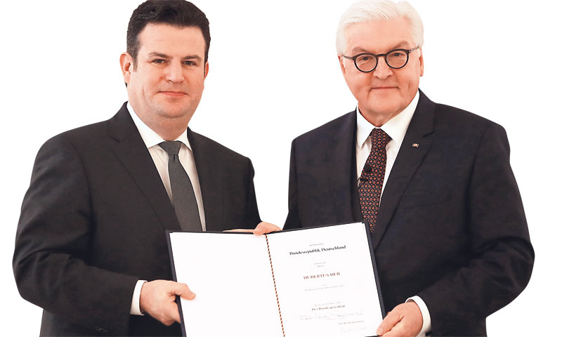 Ministar rada Hubertus Heil i predsjednik Frank-Walter Steinmeier/REUTERS