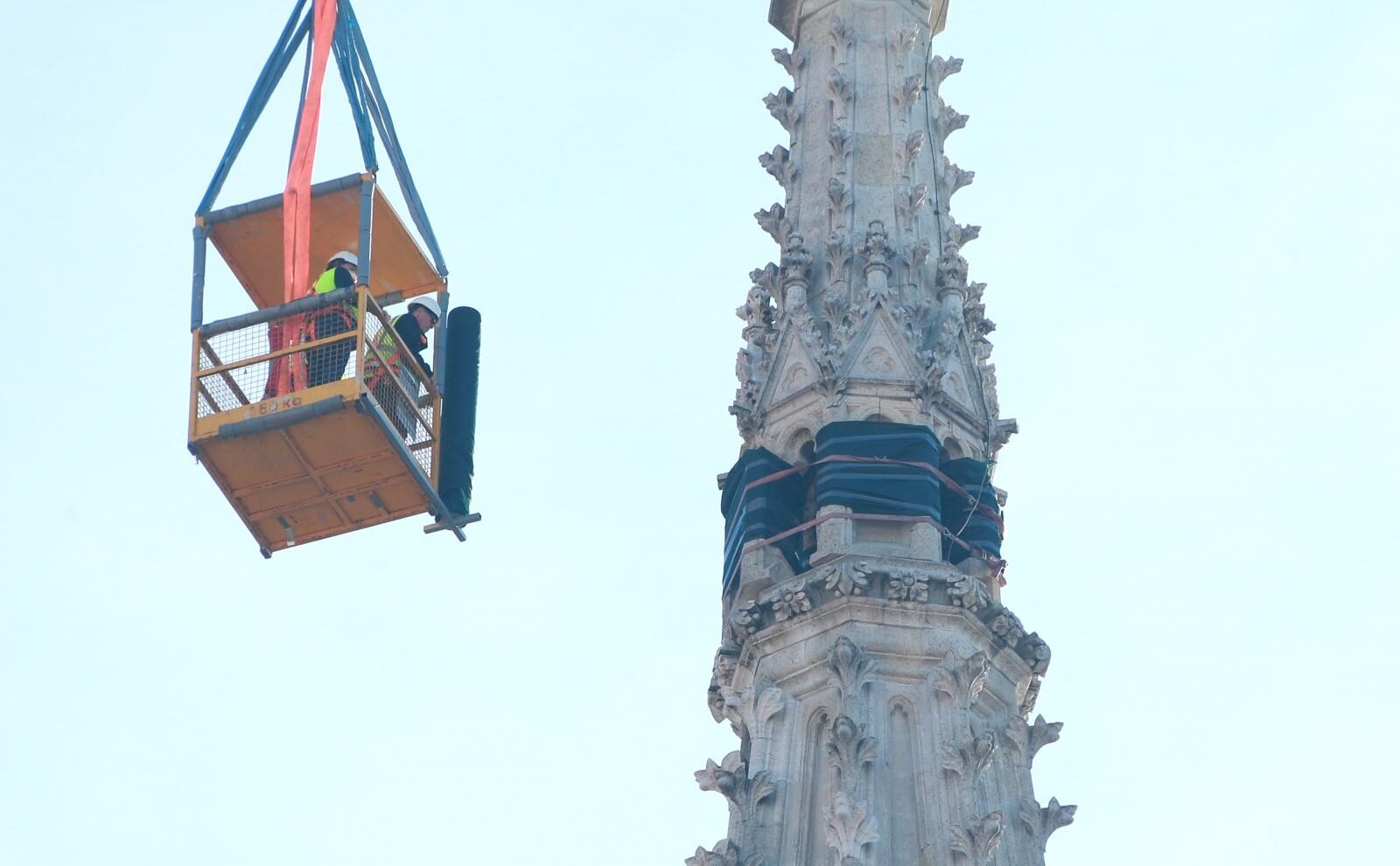 Zagreb: Posljednje provjere stručnjaka uoči skidanja sjevernog tornja katedrale