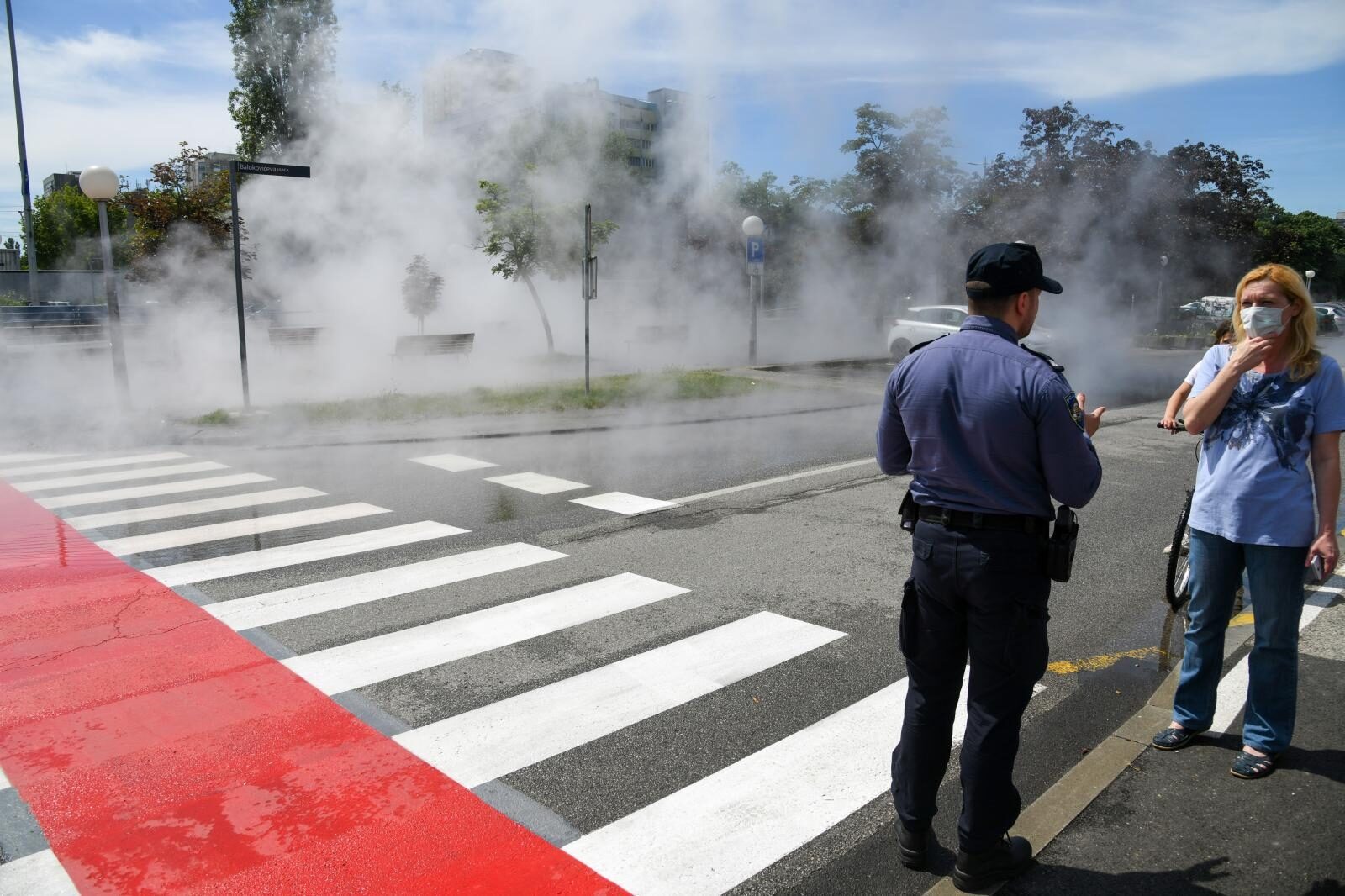 Zagreb: Na Aveniji Dubrovnik kod Utrina pukao vrelovod