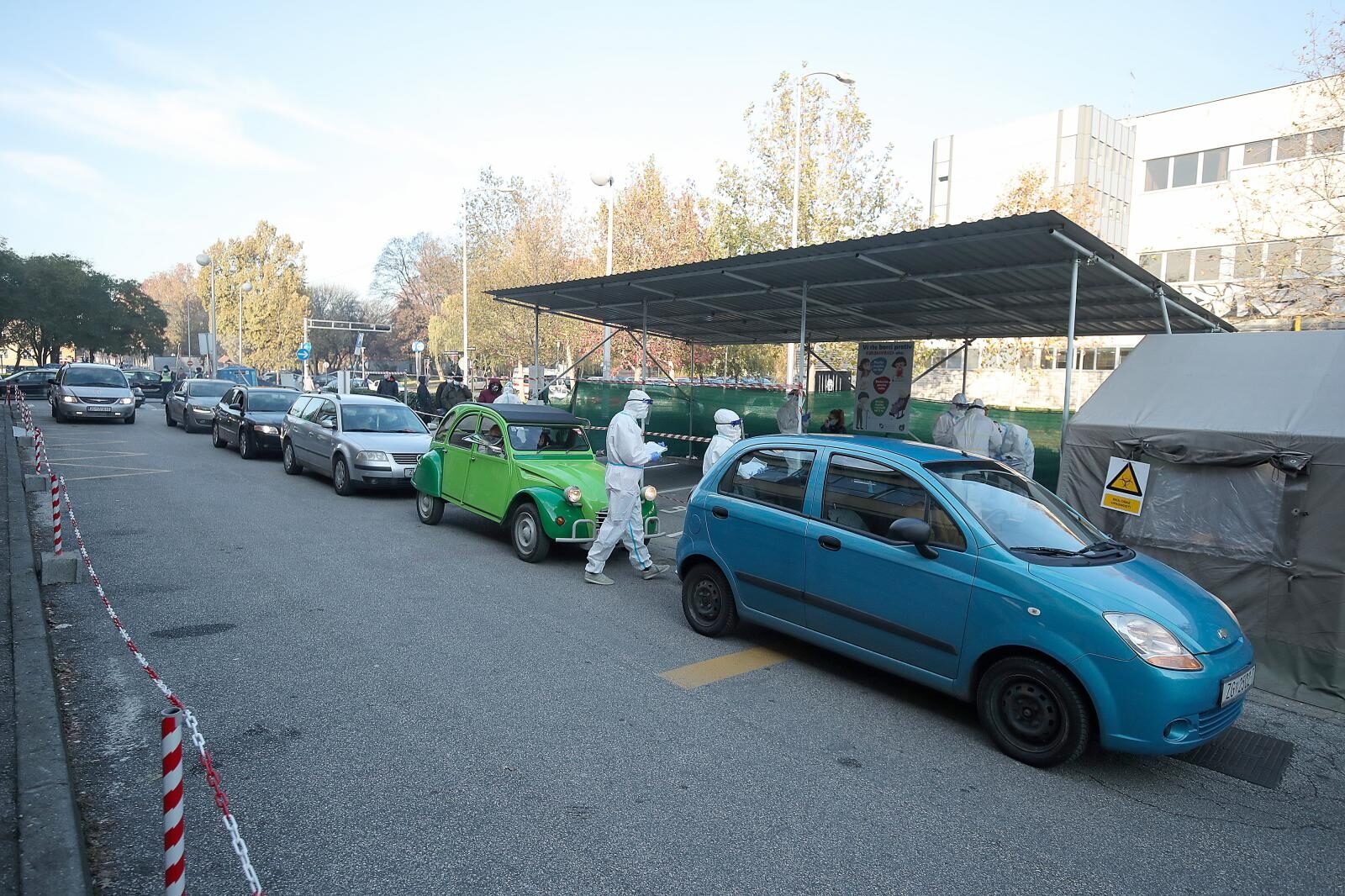 Na 12 lokacija u Zagrebu započelo testiranje na COVID-19 brzim testovima