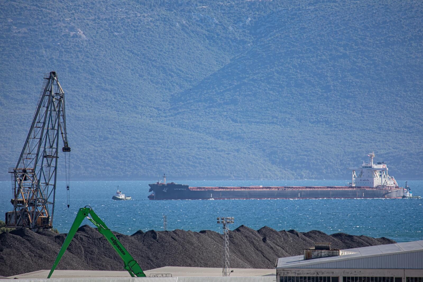 U Ploče uplovio Leviathan, najveći brod u povijesti ove luke