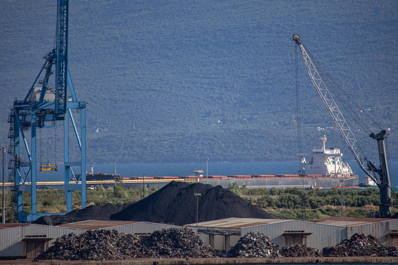 U Ploče uplovio Leviathan, najveći brod u povijesti ove luke