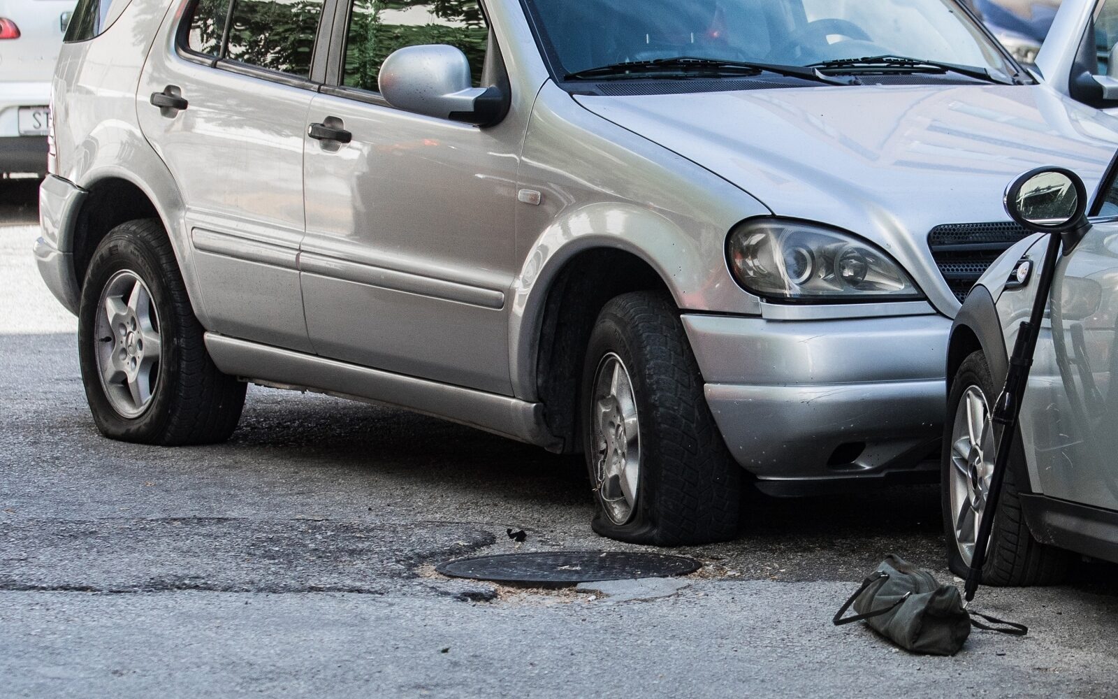 Bomba postavlena ispod automobila oštetila 6 vozila u Splitu