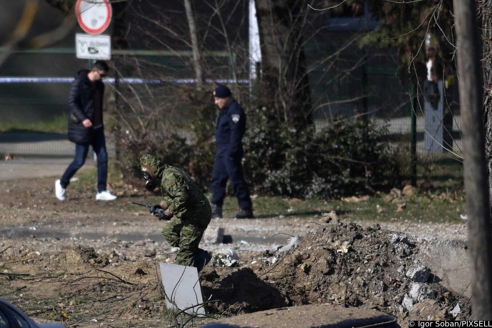 Zagreb: Na mjestu pada letjelice mjerila  se razina radijacije