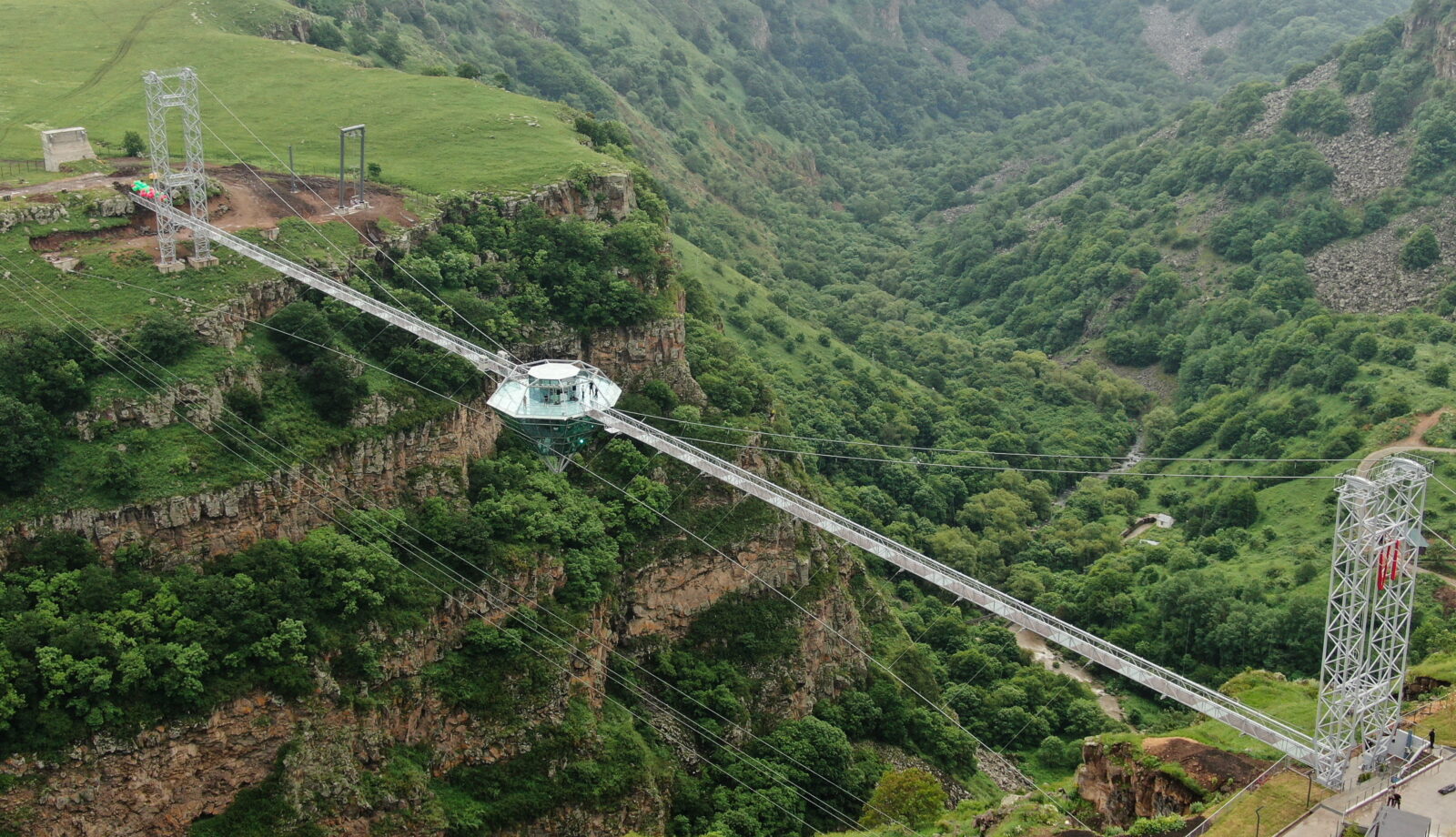 Georgia opens a glass bridge over Dashbashi Canyon