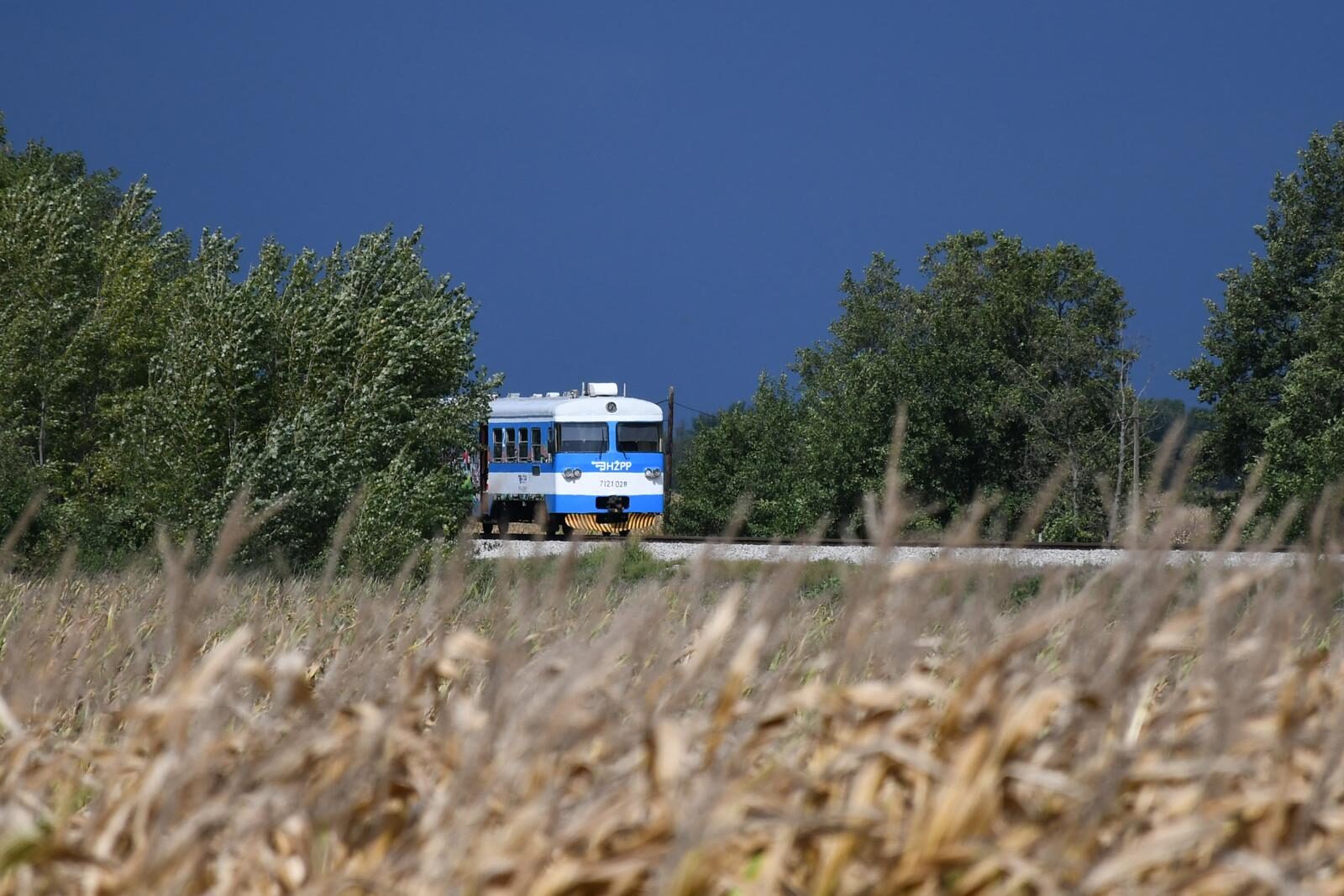 Bolfan: Žena i dvije četverogodišnjakinje poginuli u naletu vlaka na automobil