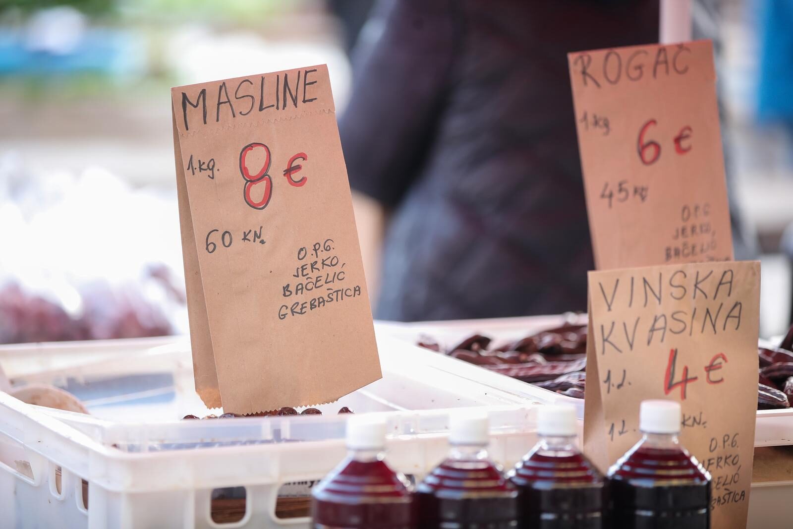 Cijene u eurima na tržnici Dolac