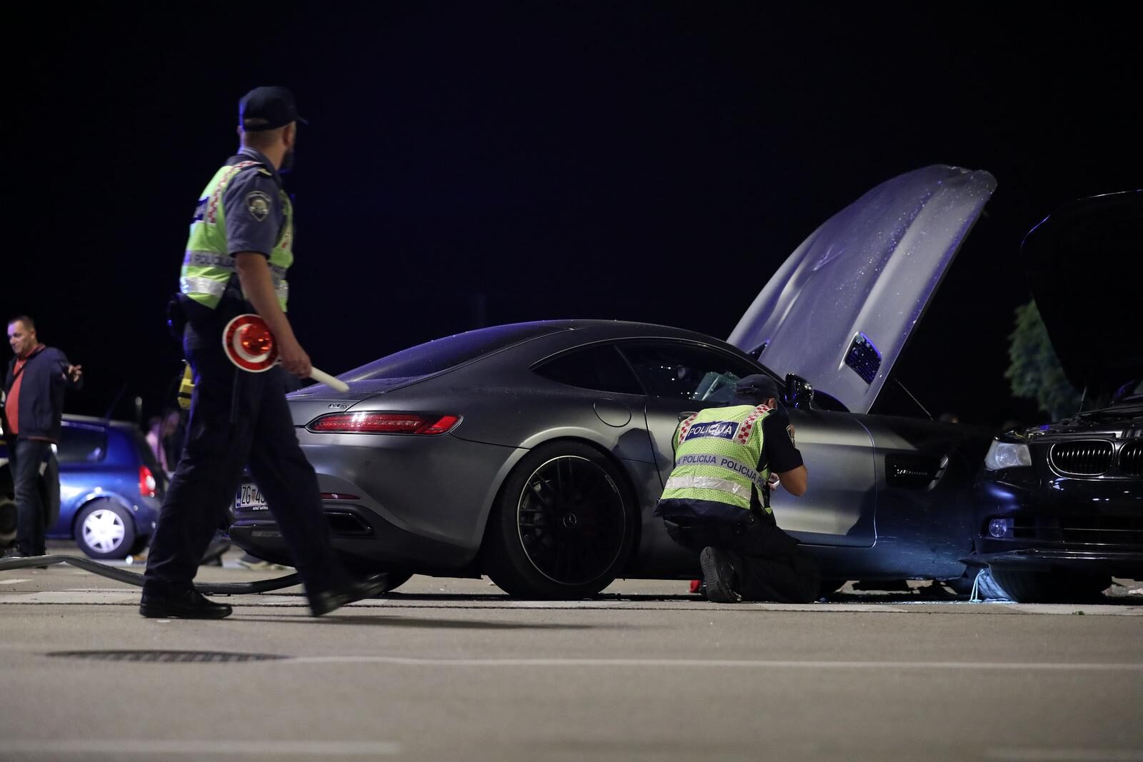 Užas u Buzinu, automobilom naletio na skupinu ljudi na parkiralištu trgovačkog centra 