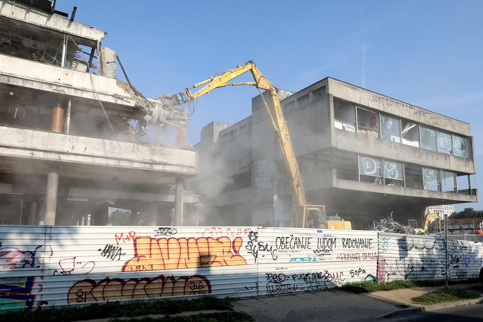 Zagreb: Rušenje stare zgrade Zagrebačke banke u Paromlinskoj