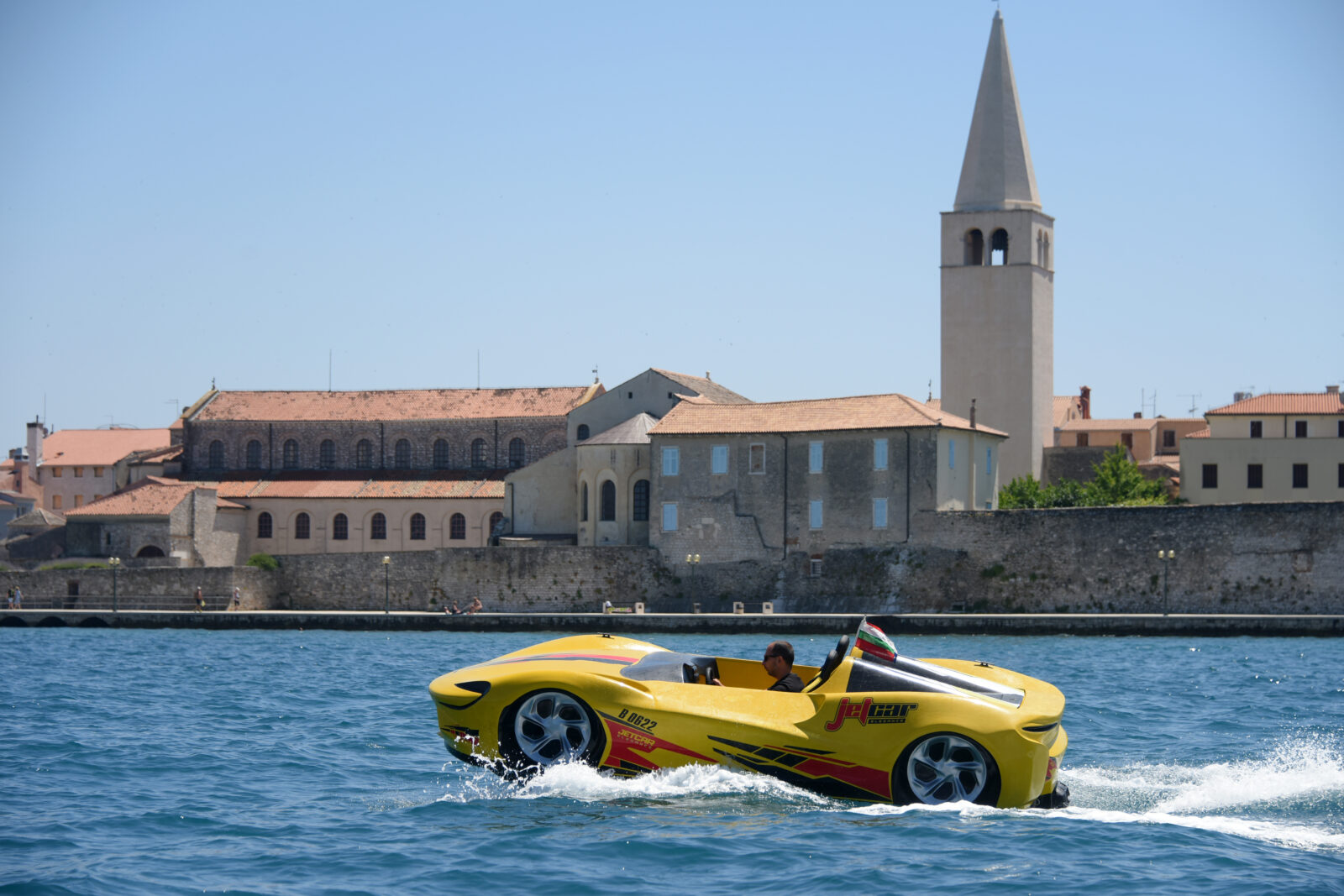 Poreč: Jet-Car, nova jurilica s jet-ski motorom, od sada je u ponudi turistima