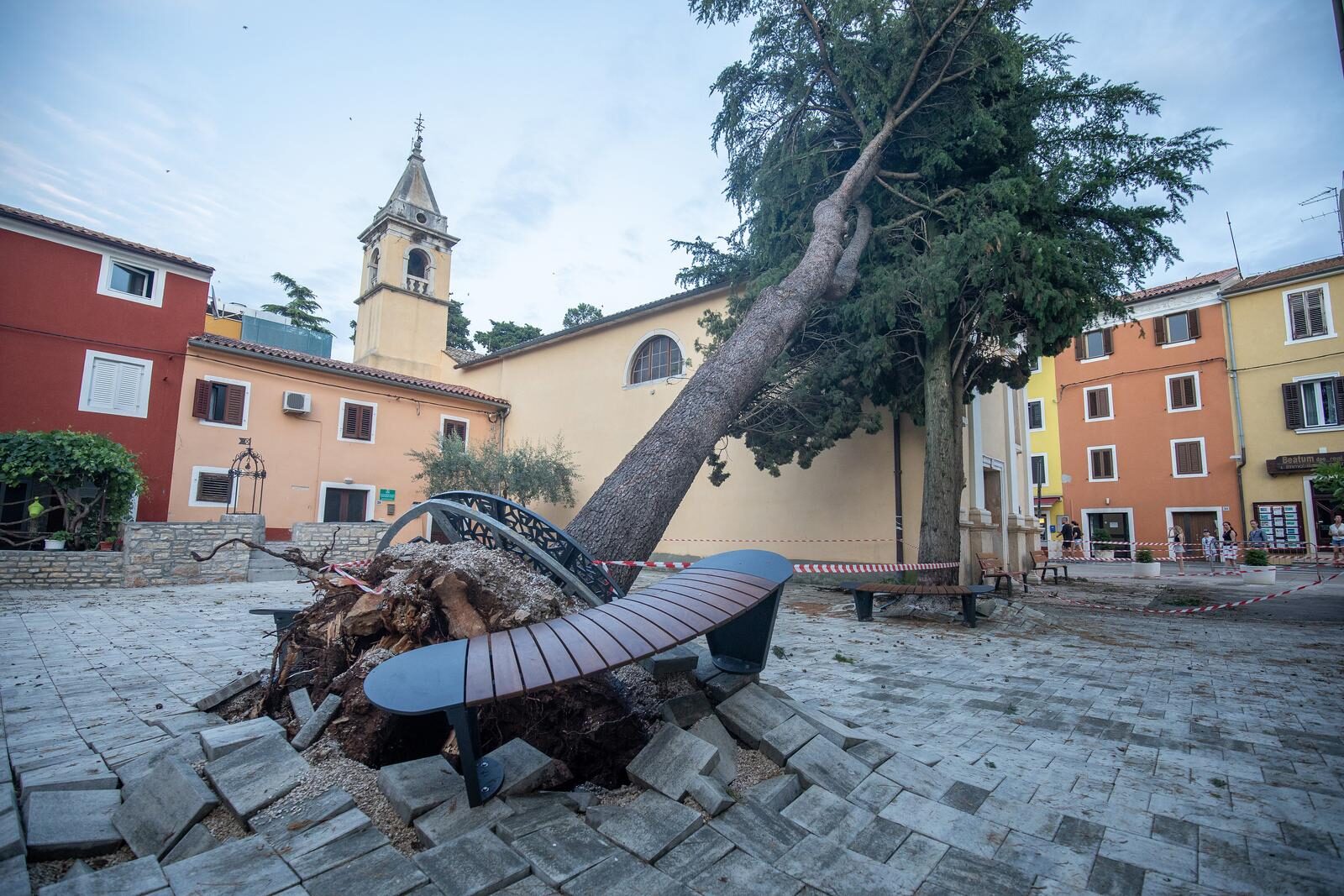 Novigrad: Velika šteta nakon razornog vjetra