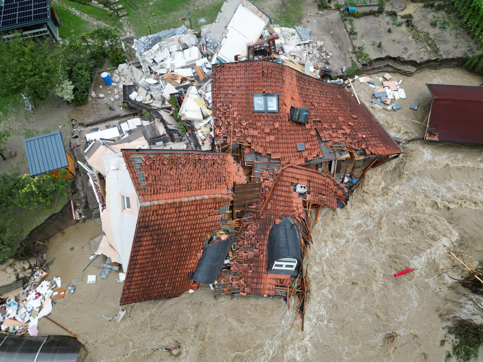 Floods hit Slovenia, forcing evacuations and disrupting transport