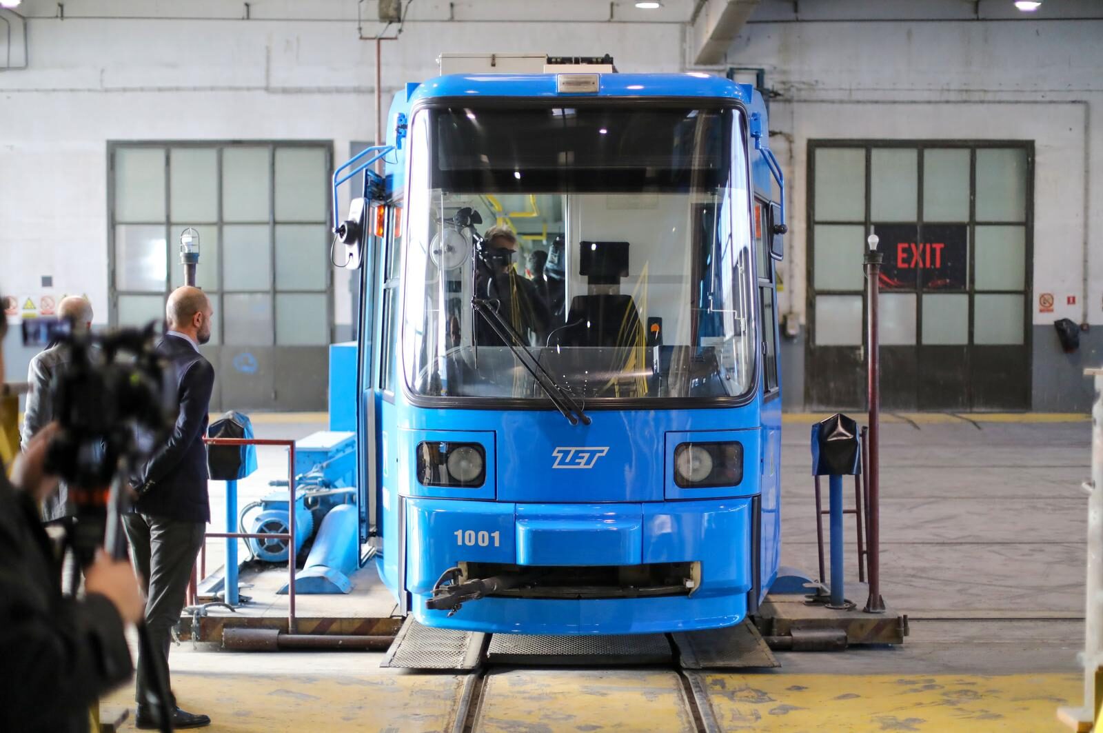 Zagreb: Prvi rabljeni tramvaj iz Njemačke stigao u garažu ZET-a