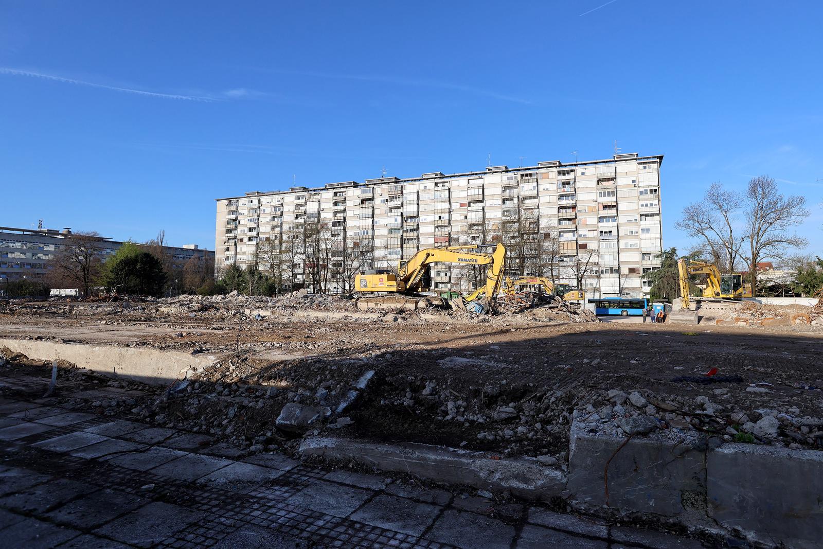 Zagreb: Konačno srušena stara zgrada u Paromlinskoj