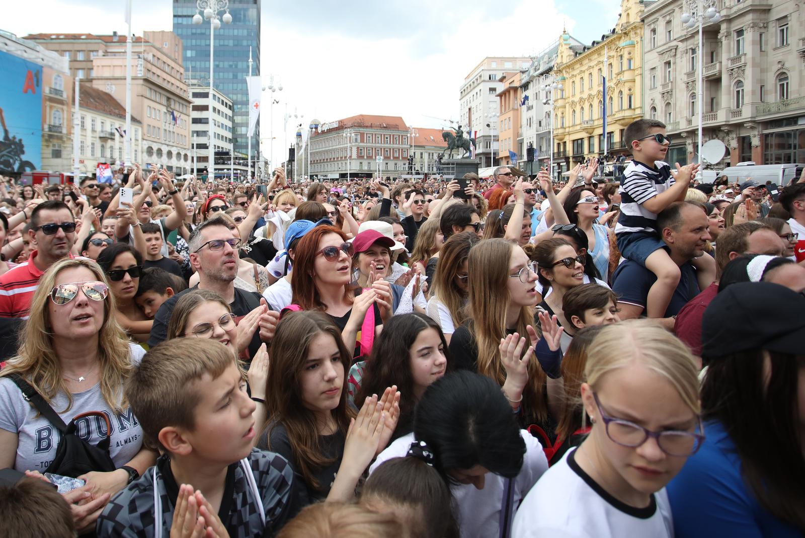 Zagreb: Trg je spreman za doček Babay Lasagne