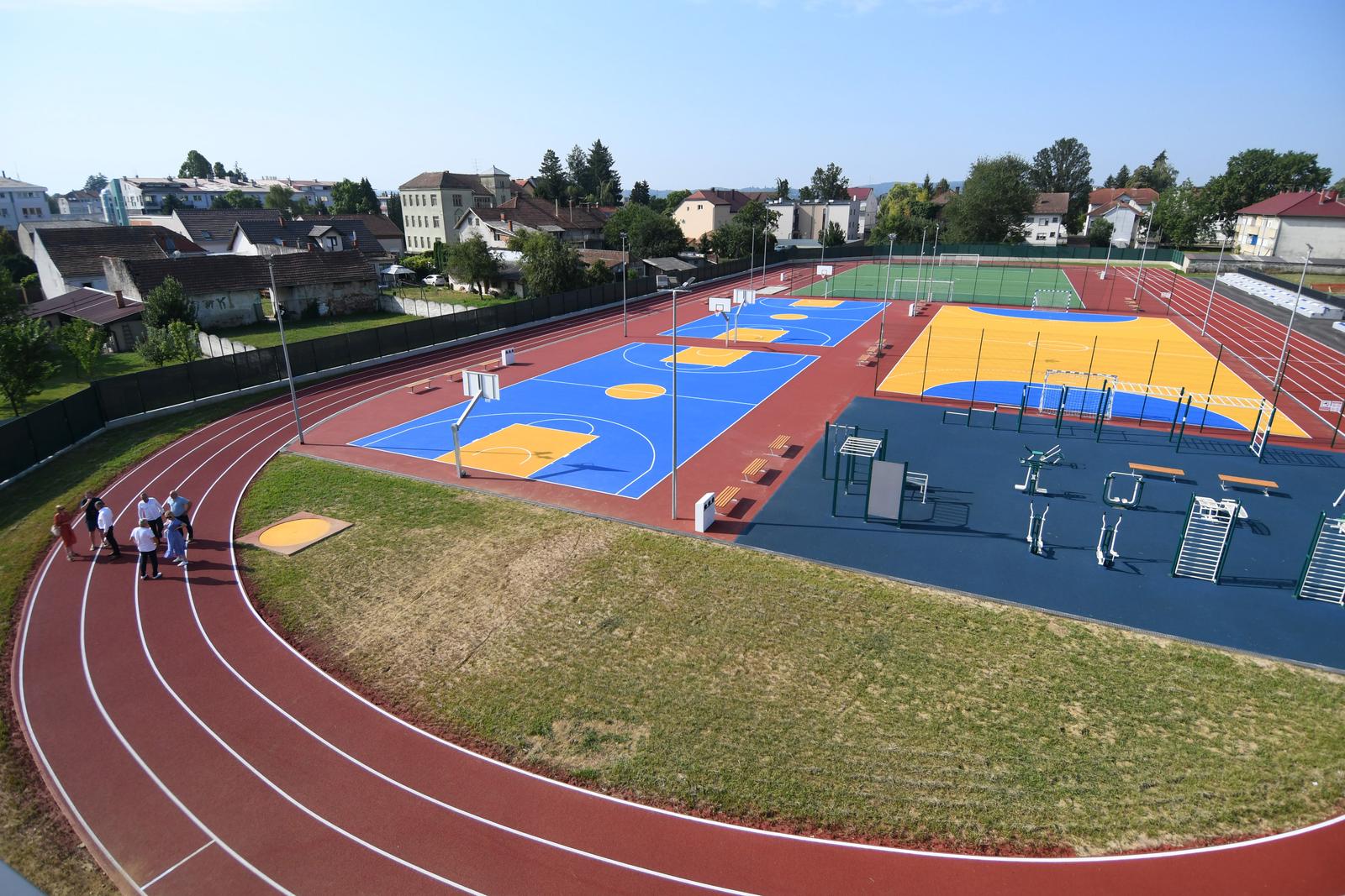 Koprivnica: Obnovljeno sportsko igralište Srednje škole Koprivnica