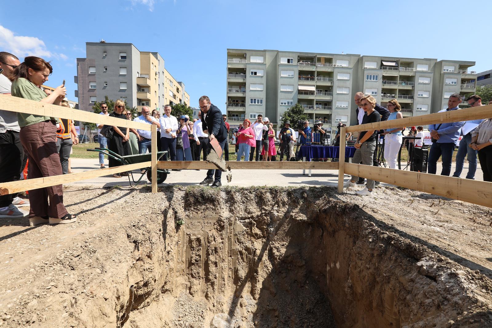 Zagreb: Obilježavanje početka radova na izgradnji zatvorenog bazenskog kompleksa Špansko-Oranice