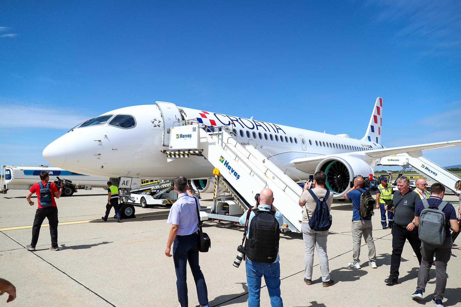 Svečani prvi let Croatia Airlines novim zrakoplovom Airbus A220 na letu Zagreb - Split