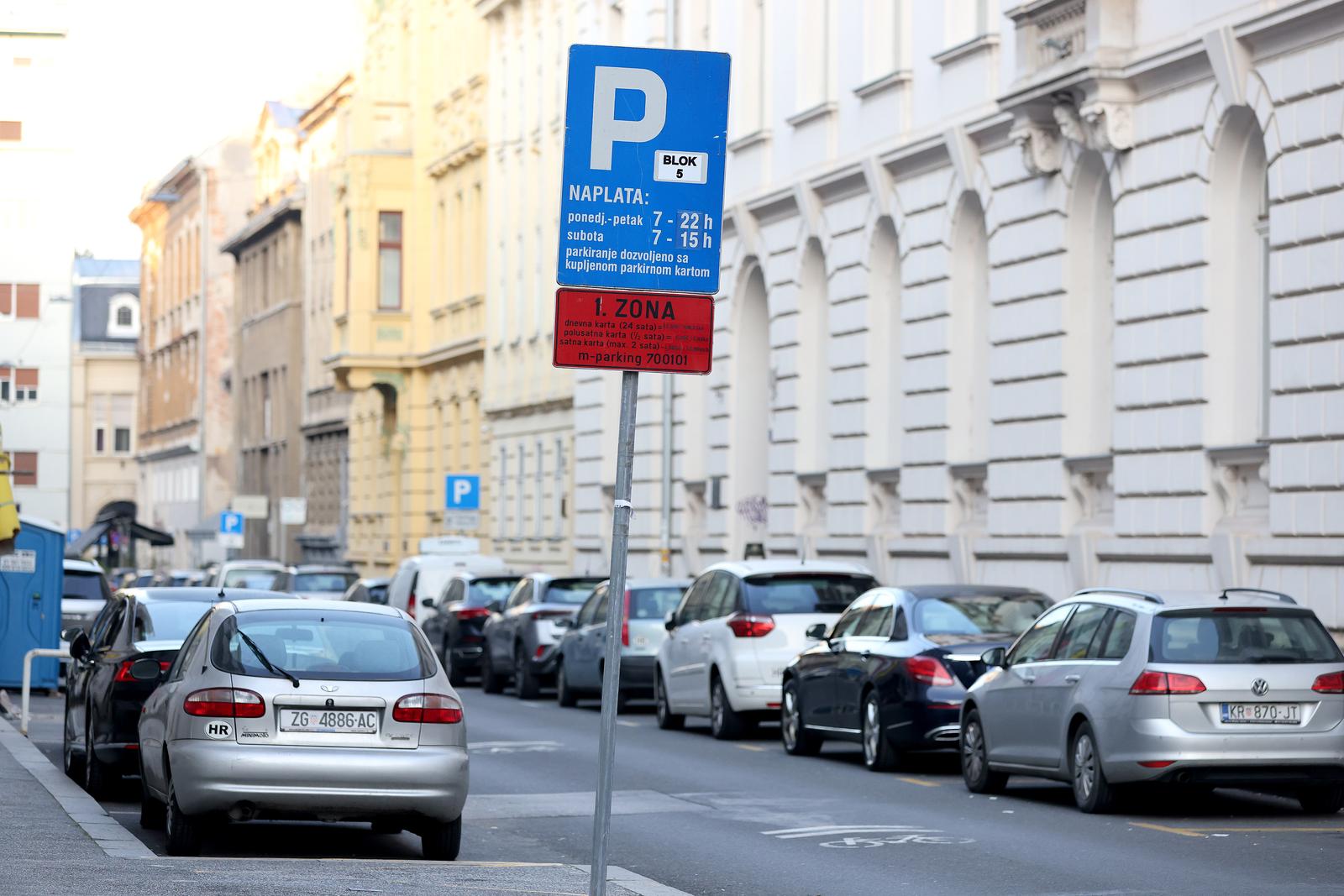 Zagreb: Postavljene oznake za blokovsko parkiranje