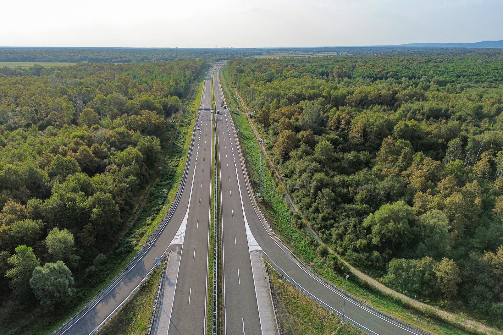 Pogledajte kako iz zraka izgleda nova dionica autoceste A11 Zagreb-Sisak, otvara se danas