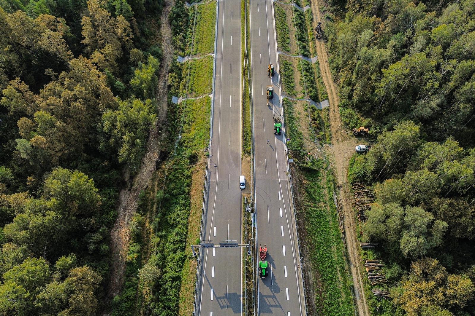 Pogledajte kako iz zraka izgleda nova dionica autoceste A11 Zagreb-Sisak, otvara se danas