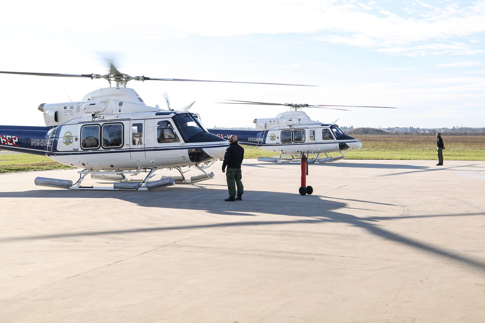 Zagreb:  Davor Božinović razgledao je dva nova isporučena višenamjenska helikoptera